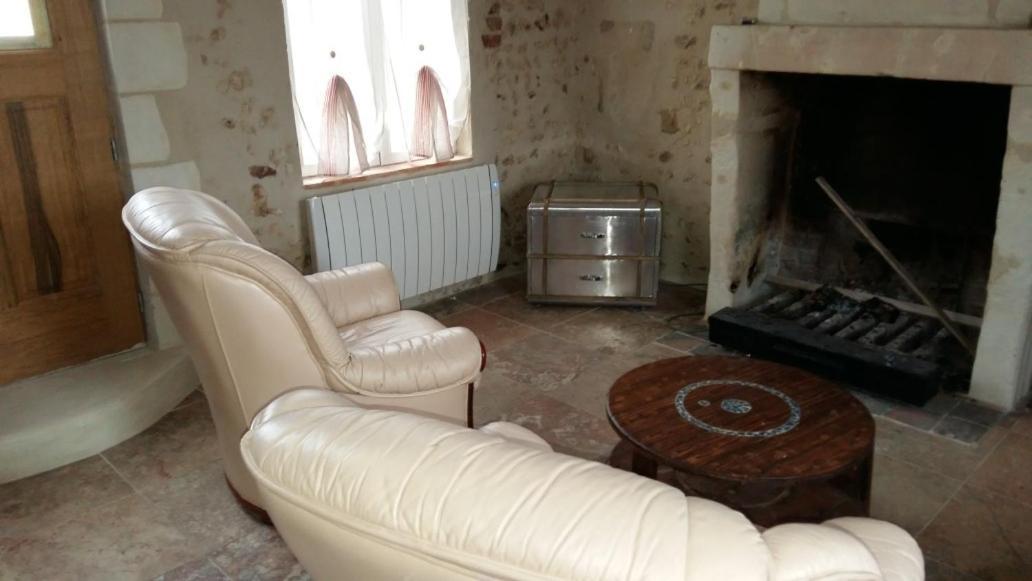Chambre D'Hote Monthodon Екстериор снимка